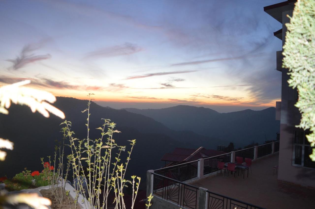 Spangle Heights Shimla, Suites And Residences Eksteriør billede